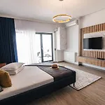Raya Del Mar 34 *