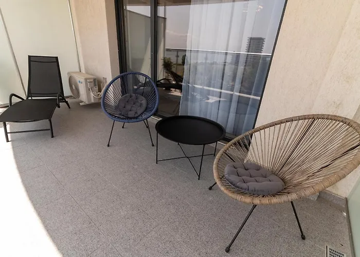 Raya Del Mar 34 Mamaia