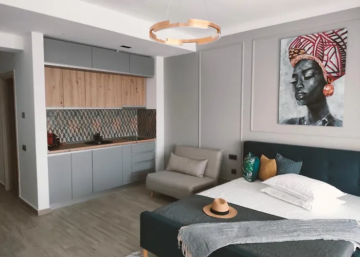 Raya Del Mar 34 * Mamaia